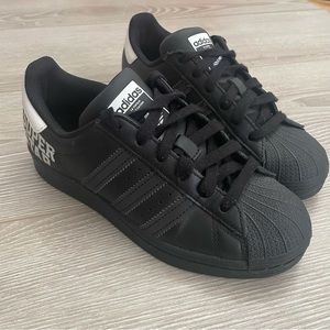 Adidas super star shoes size 3.5